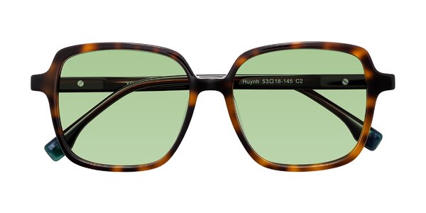 Front of Huynh in Tortoise