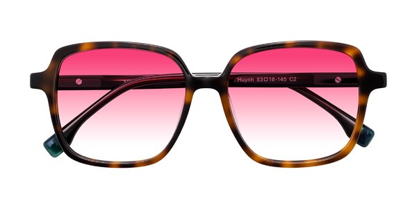 Front of Huynh in Tortoise