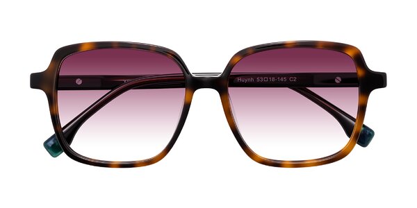 Front of Huynh in Tortoise