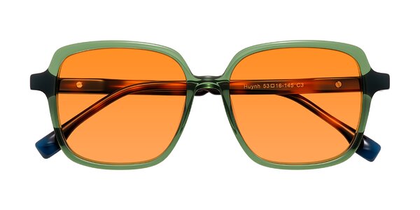 Front of Huynh in Green/Tortoise