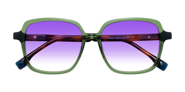 Front of Huynh in Green/Tortoise