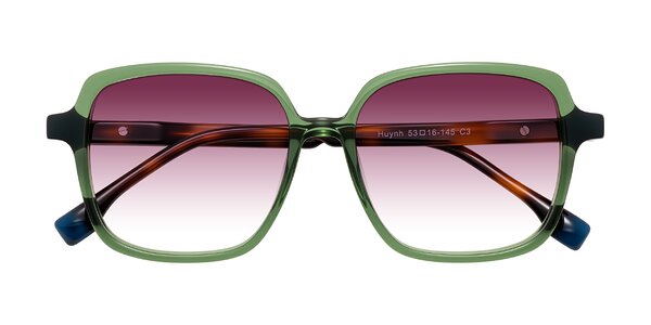 Front of Huynh in Green/Tortoise