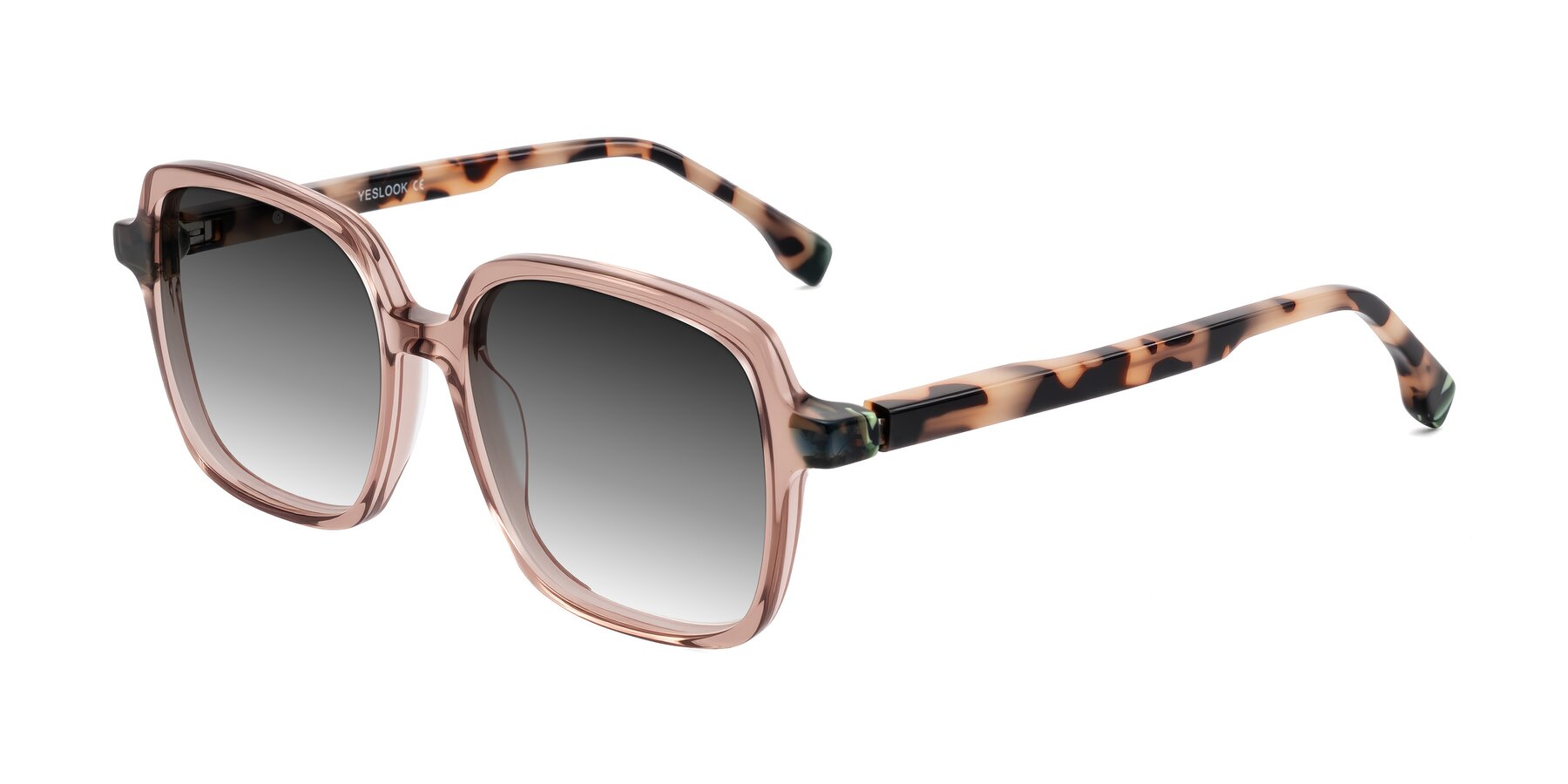 Angle of Huynh in Blush Brown/Ivory Tortoise with Gray Gradient Lenses