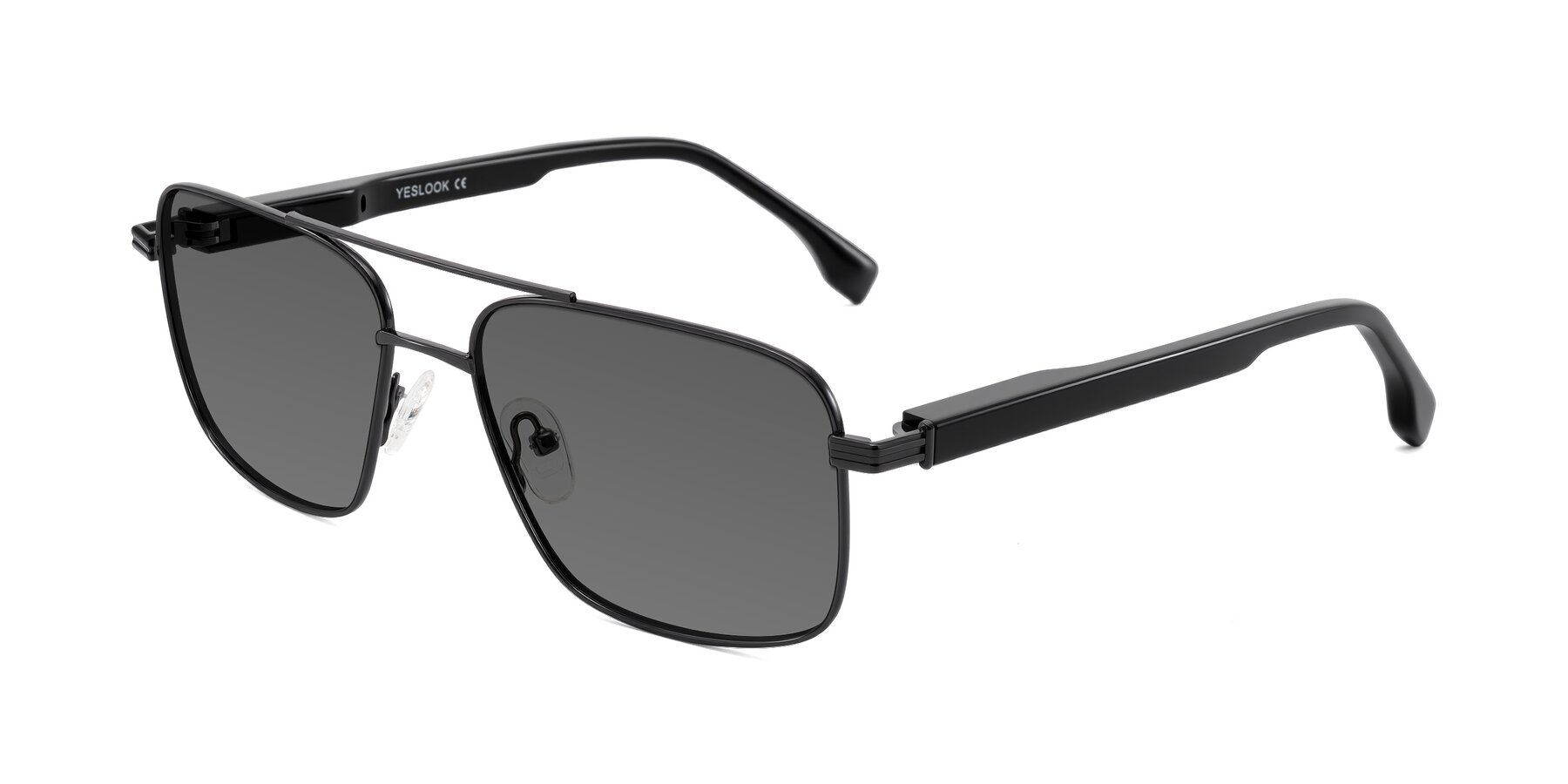 Angle of Banten in Gunmetal with Medium Gray Tinted Lenses