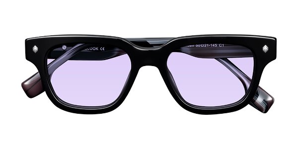 Front of Jensen in Black/Gray Striped