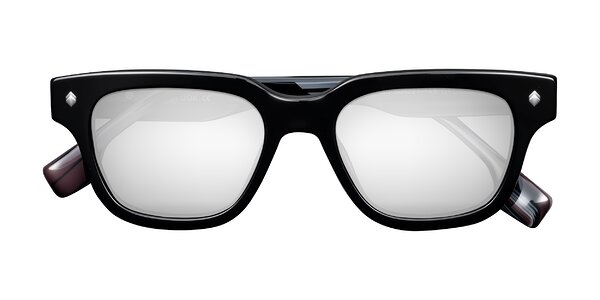 Front of Jensen in Black/Gray Striped