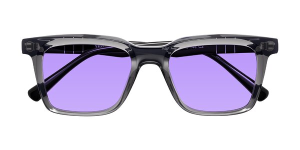 Front of Itasca in Transparent Gray/Black