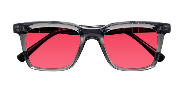 Front of Itasca in Transparent Gray/Black