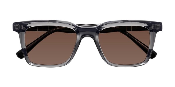 Front of Itasca in Transparent Gray/Black