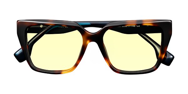 Front of Gwee in Trortoise/Teal Striped