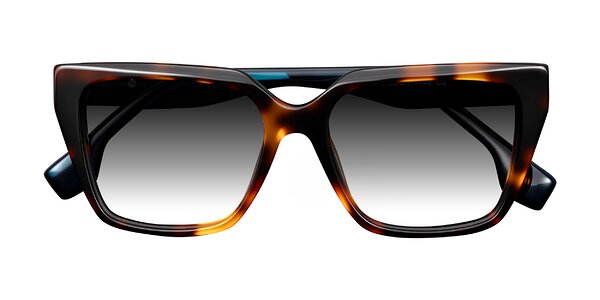 Front of Gwee in Trortoise/Teal Striped