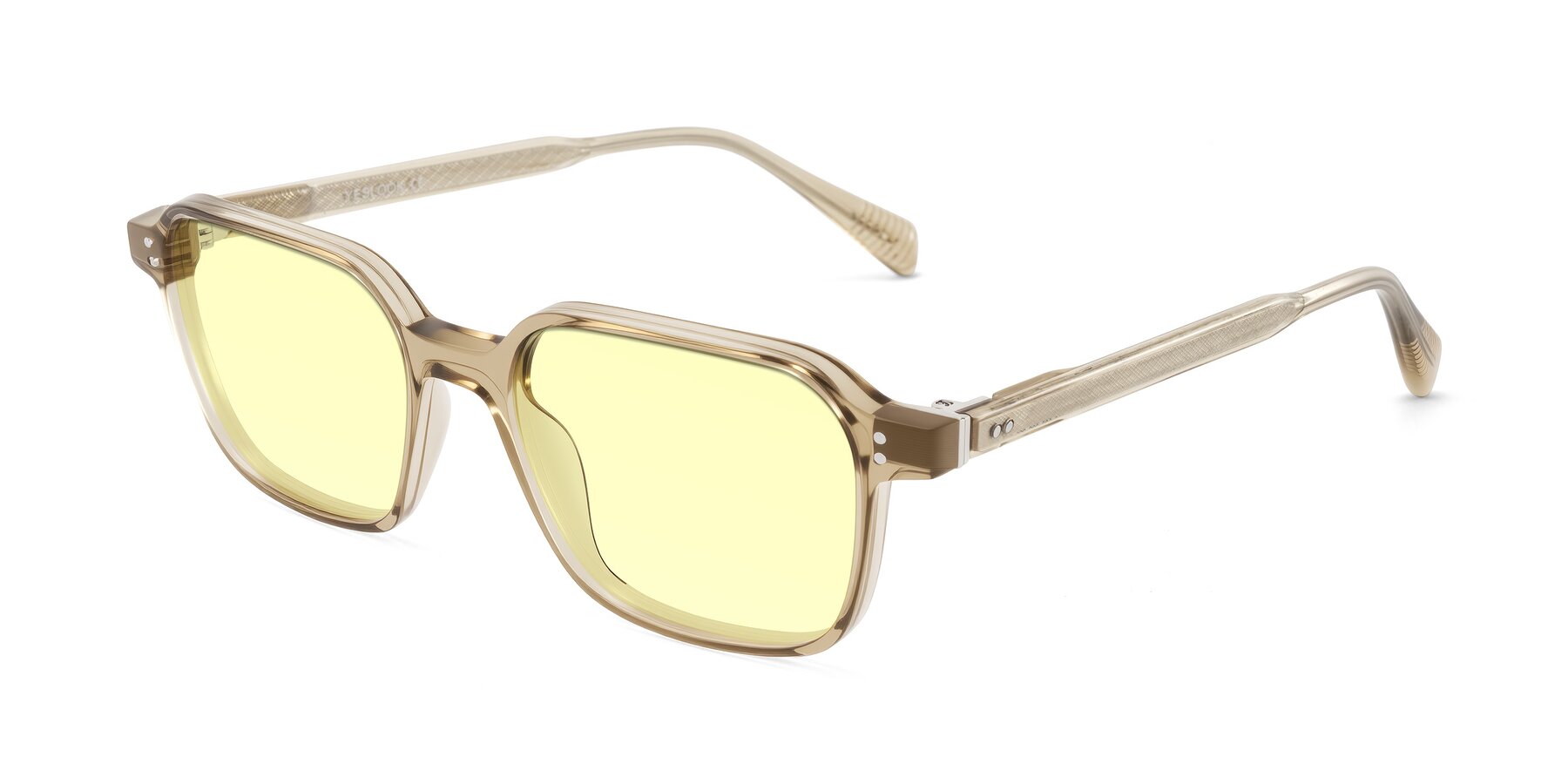 Angle of Schwedts in Champagne with Light Yellow Tinted Lenses