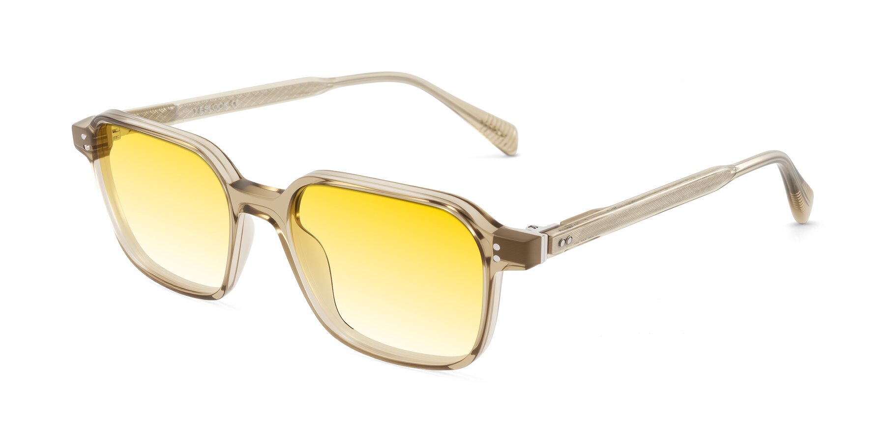 Angle of Schwedts in Champagne with Yellow Gradient Lenses