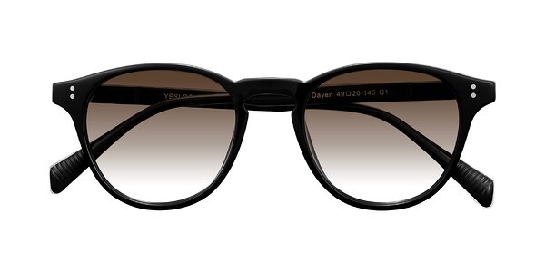 Front of Dayen in Black