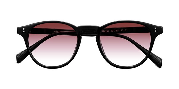 Front of Dayen in Black