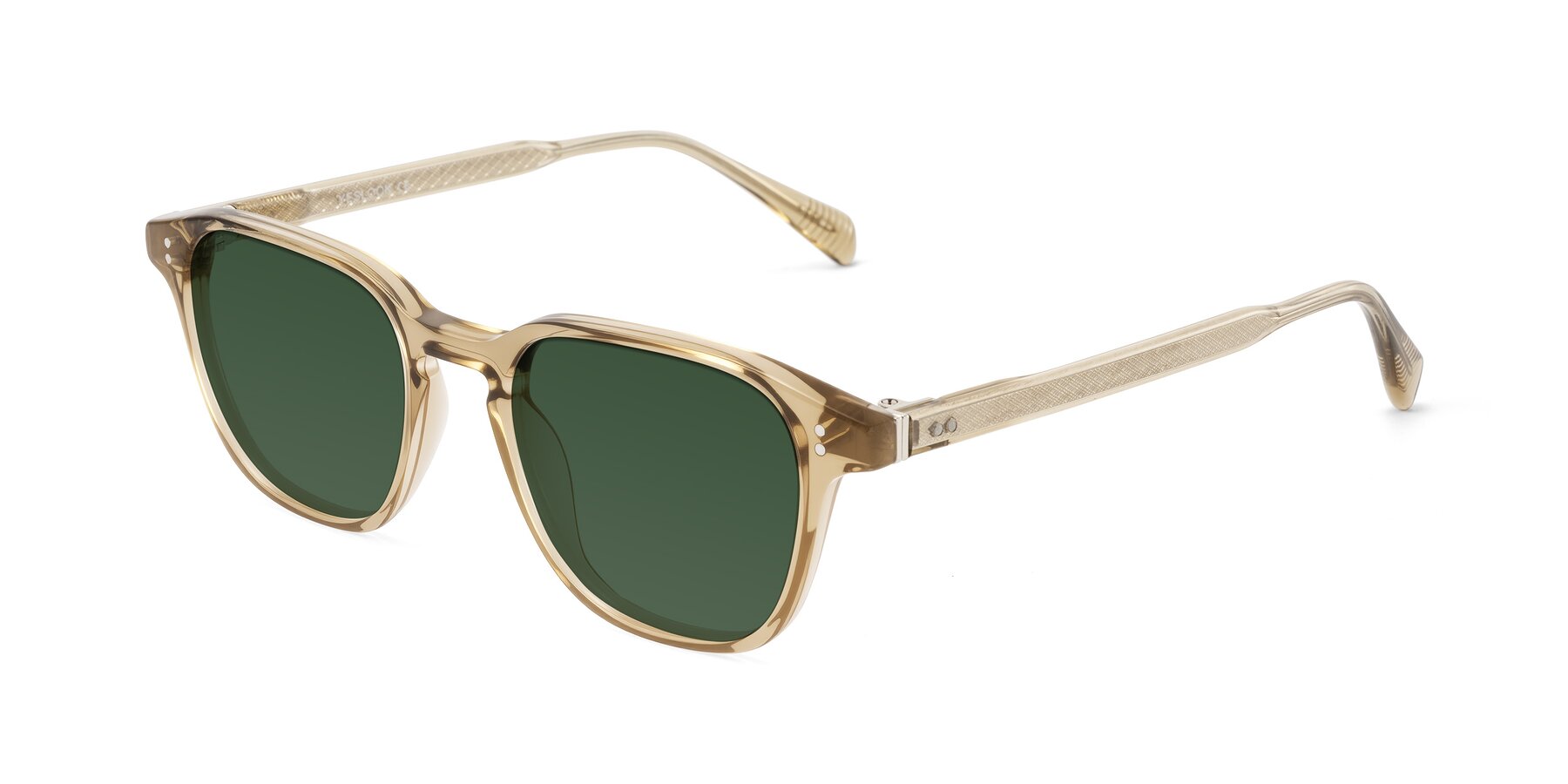 Angle of Huites in Champagne with Green Tinted Lenses