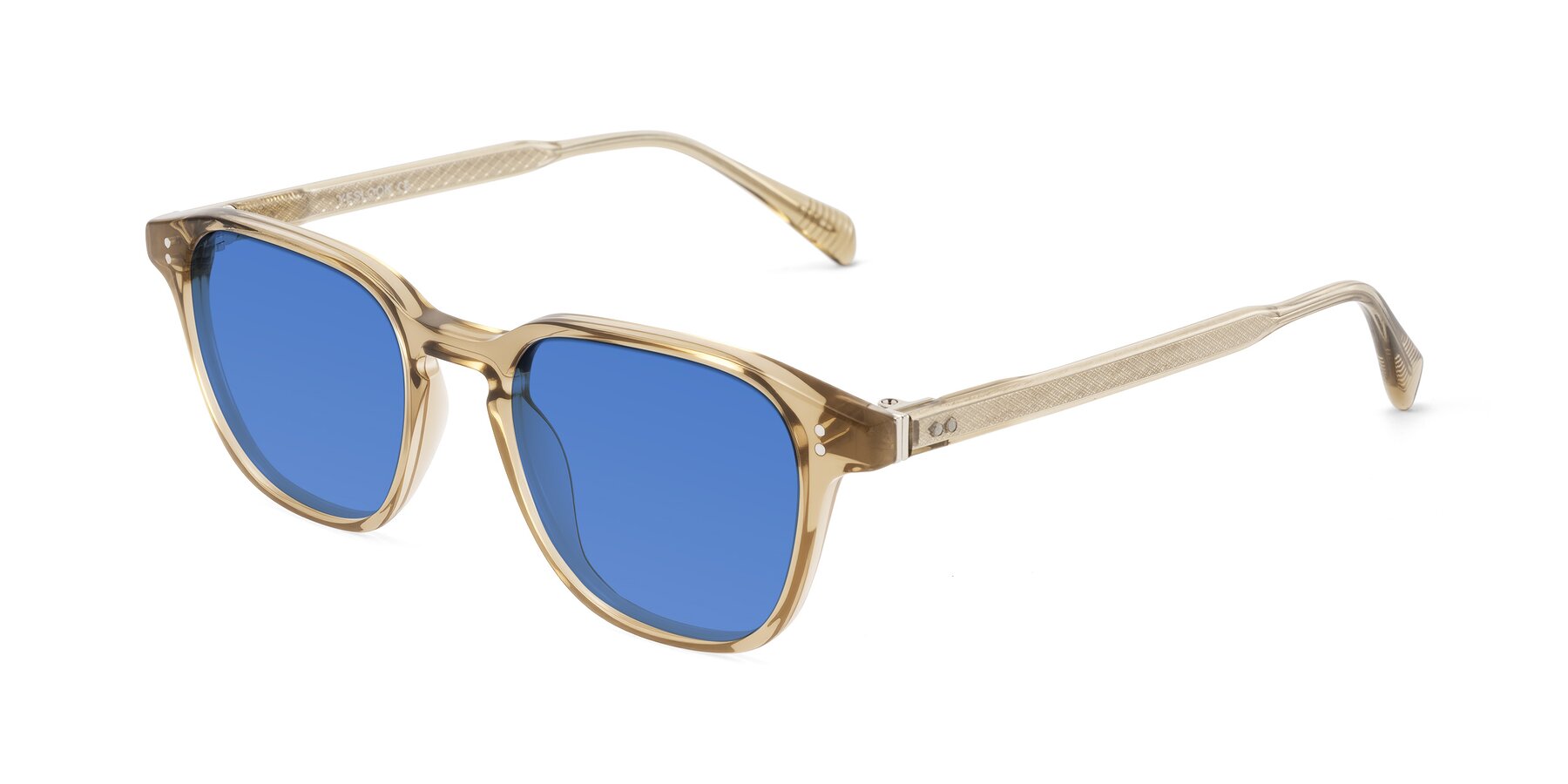 Angle of Huites in Champagne with Blue Tinted Lenses