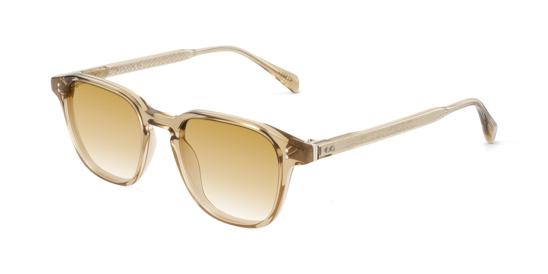 Angle of Huites in Champagne with Champagne Gradient Lenses