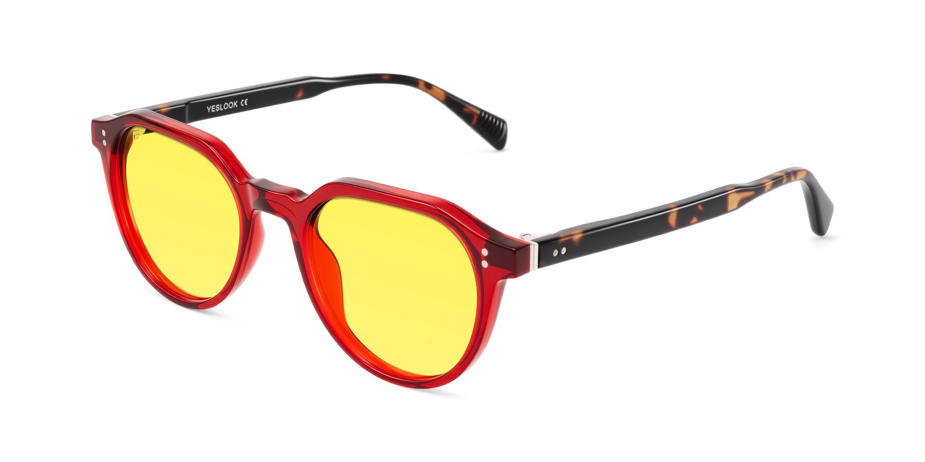 Angle of Cotaii in Wine/Tortoise with Medium Yellow Tinted Lenses