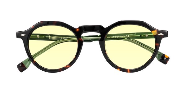 Front of Orta in Tortoise/Green