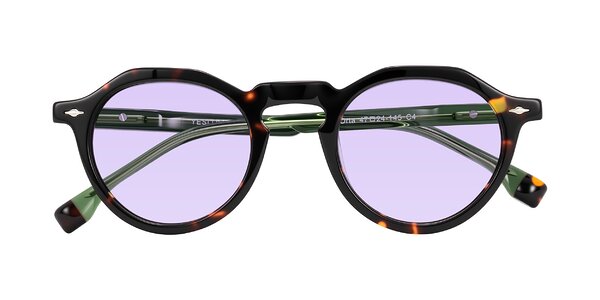 Front of Orta in Tortoise/Green
