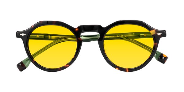 Front of Orta in Tortoise/Green
