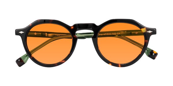 Front of Orta in Tortoise/Green