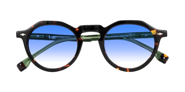 Front of Orta in Tortoise/Green