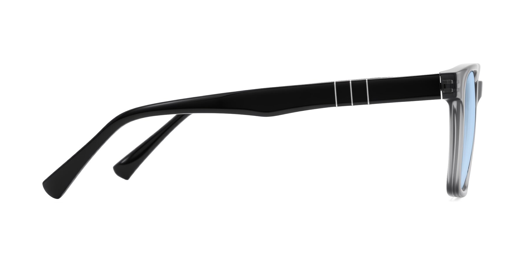 Side of Doelum in Gray/Black with Light Blue Tinted Lenses