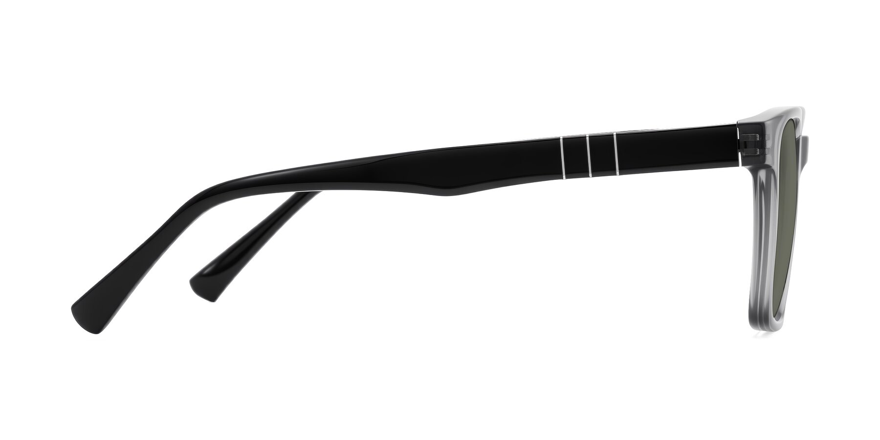 Side of Doelum in Gray/Black with Gray Polarized Lenses