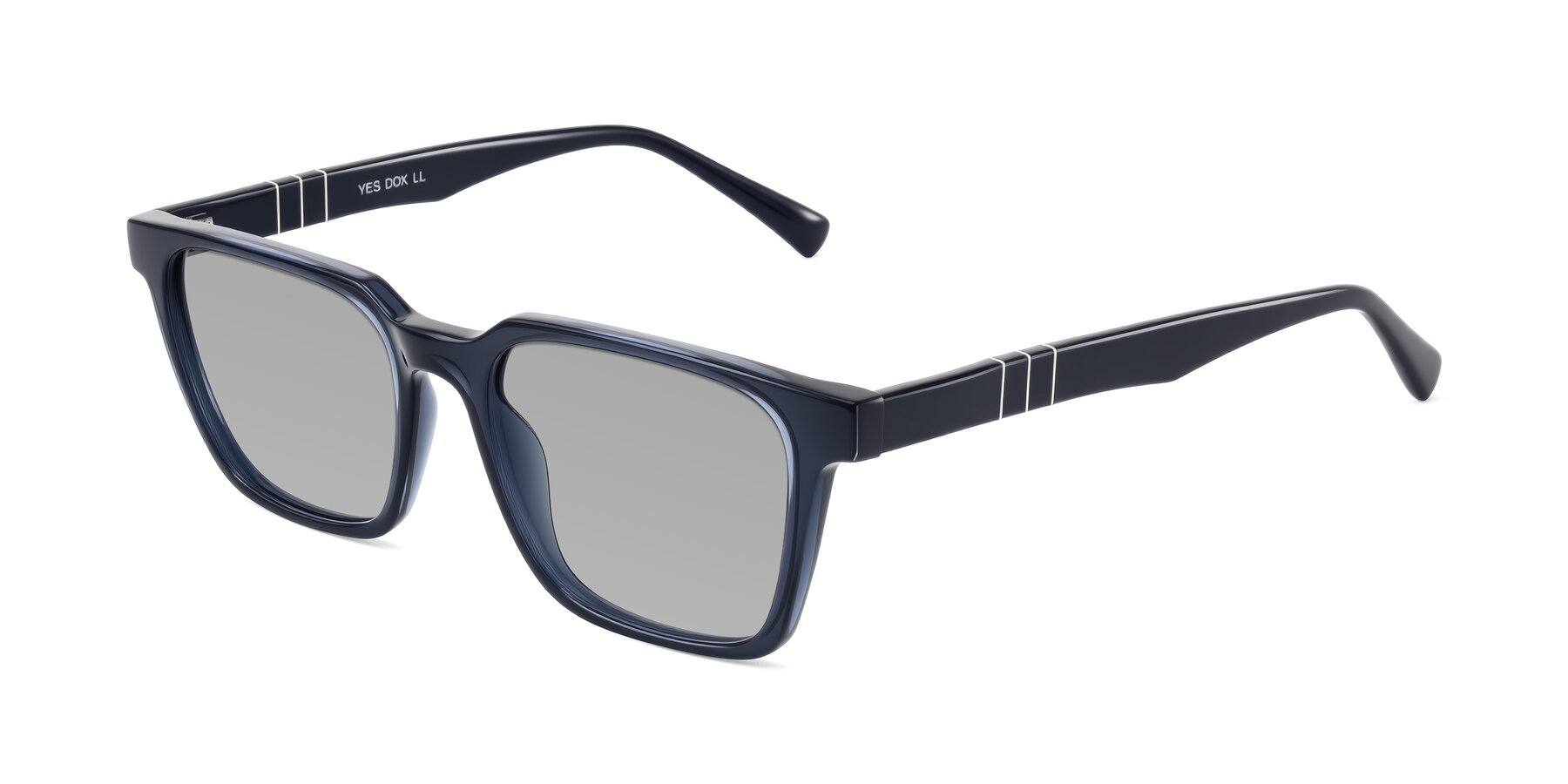 Angle of Doelum in Dark Navy with Light Gray Tinted Lenses