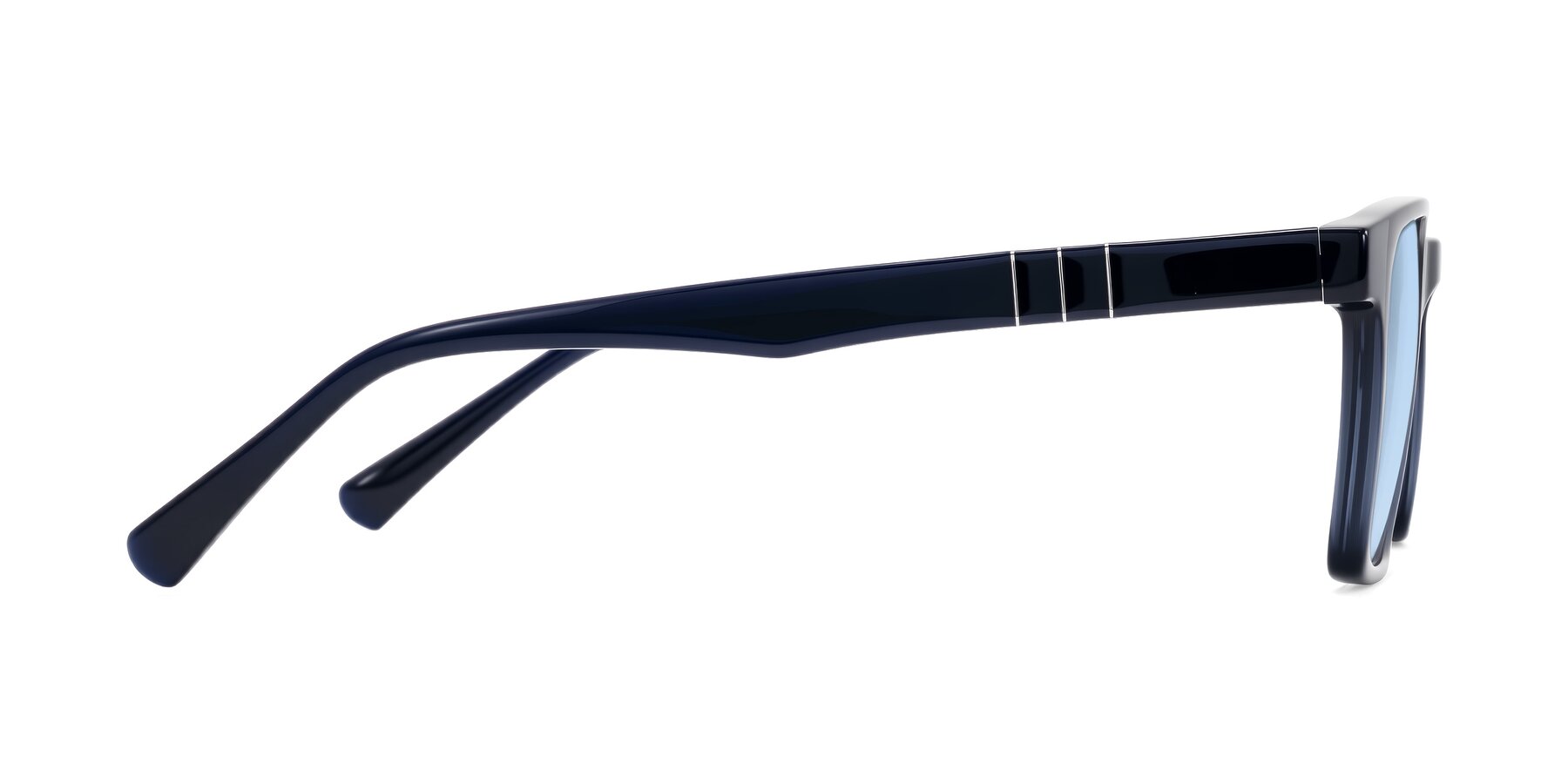 Side of Doelum in Dark Navy with Light Blue Tinted Lenses