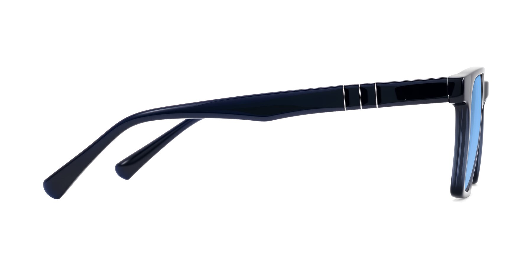 Side of Doelum in Dark Navy with Medium Blue Tinted Lenses