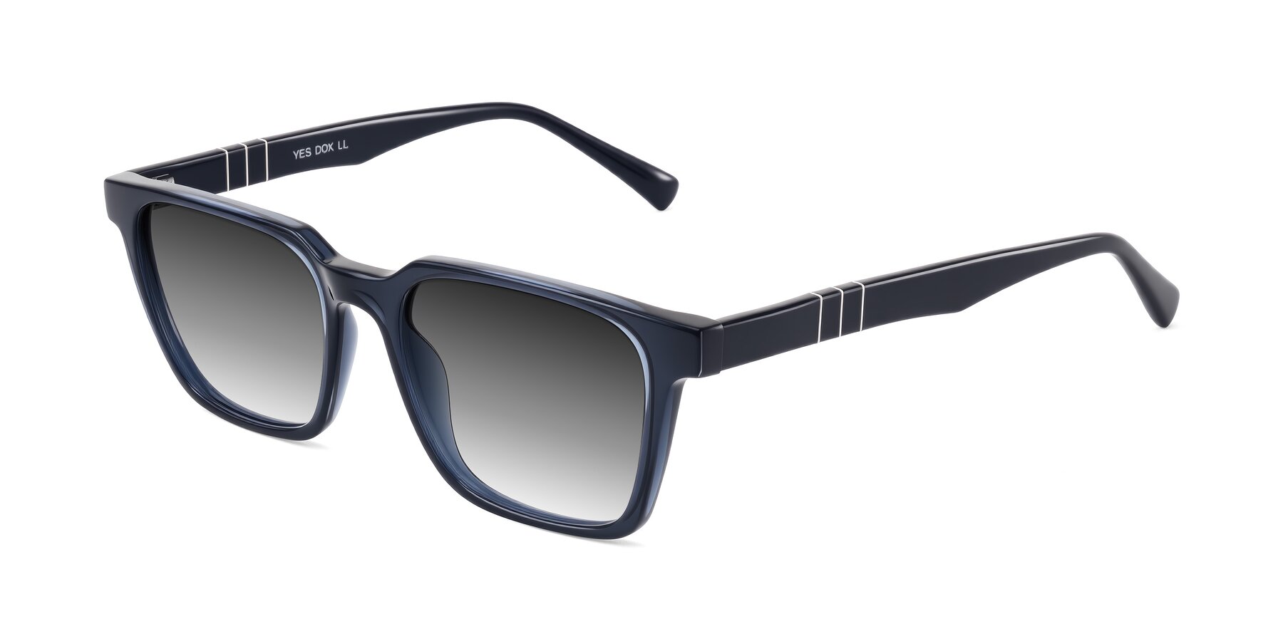 Angle of Doelum in Dark Navy with Gray Gradient Lenses
