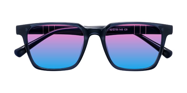 Front of Doelum in Dark Navy