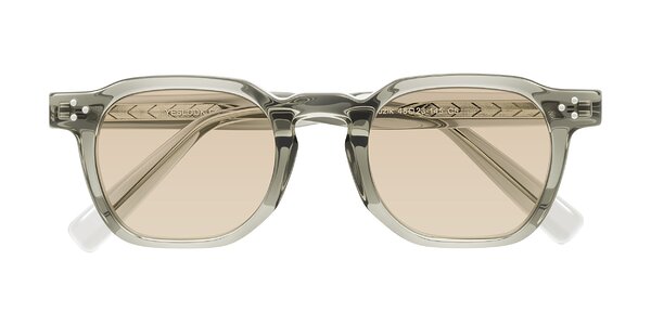 Front of Muzik in Light Gray to Charcoal Shift