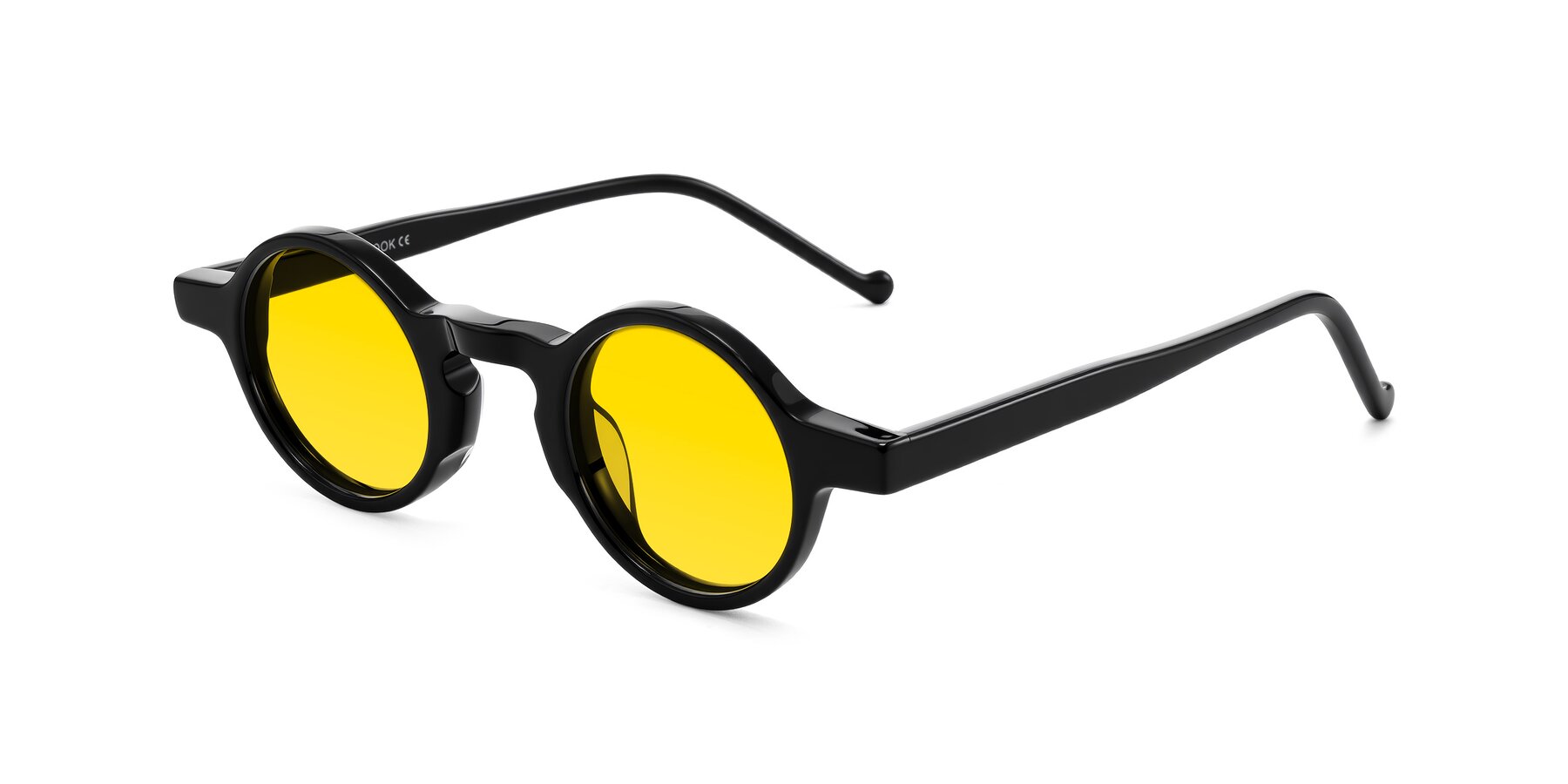 Angle of Enno in Black with Yellow Tinted Lenses