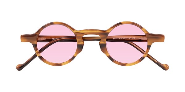 Front of Enno in Amber Striped