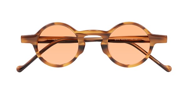 Front of Enno in Amber Striped