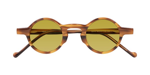 Front of Enno in Amber Striped