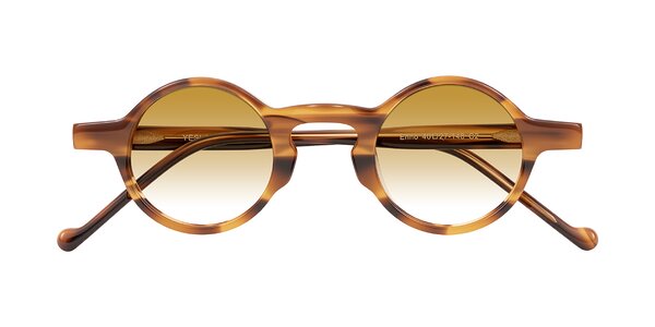 Front of Enno in Amber Striped