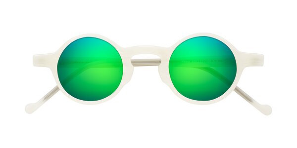 Front of Enno in Jade White