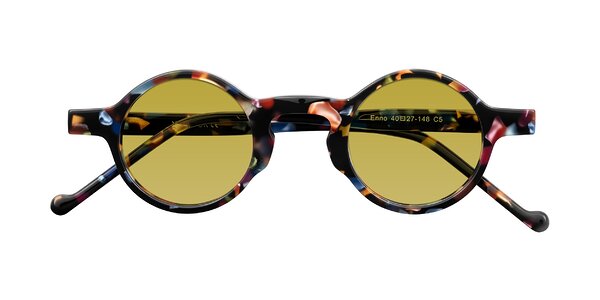 Front of Enno in Midnight Carnival