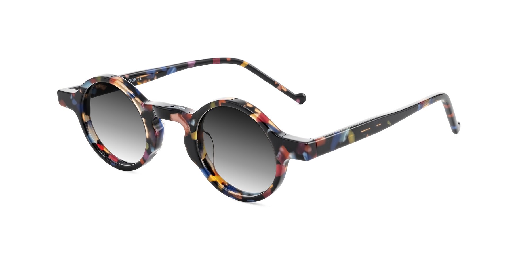 Angle of Enno in Midnight Carnival with Gray Gradient Lenses