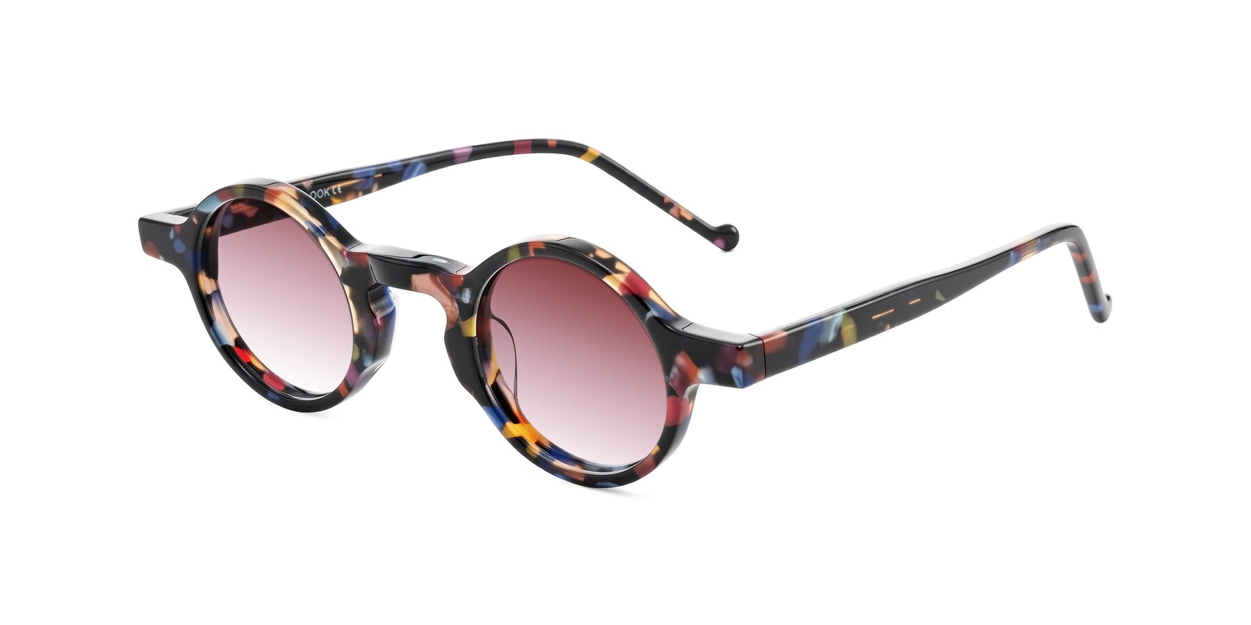 Angle of Enno in Midnight Carnival with Garnet Gradient Lenses