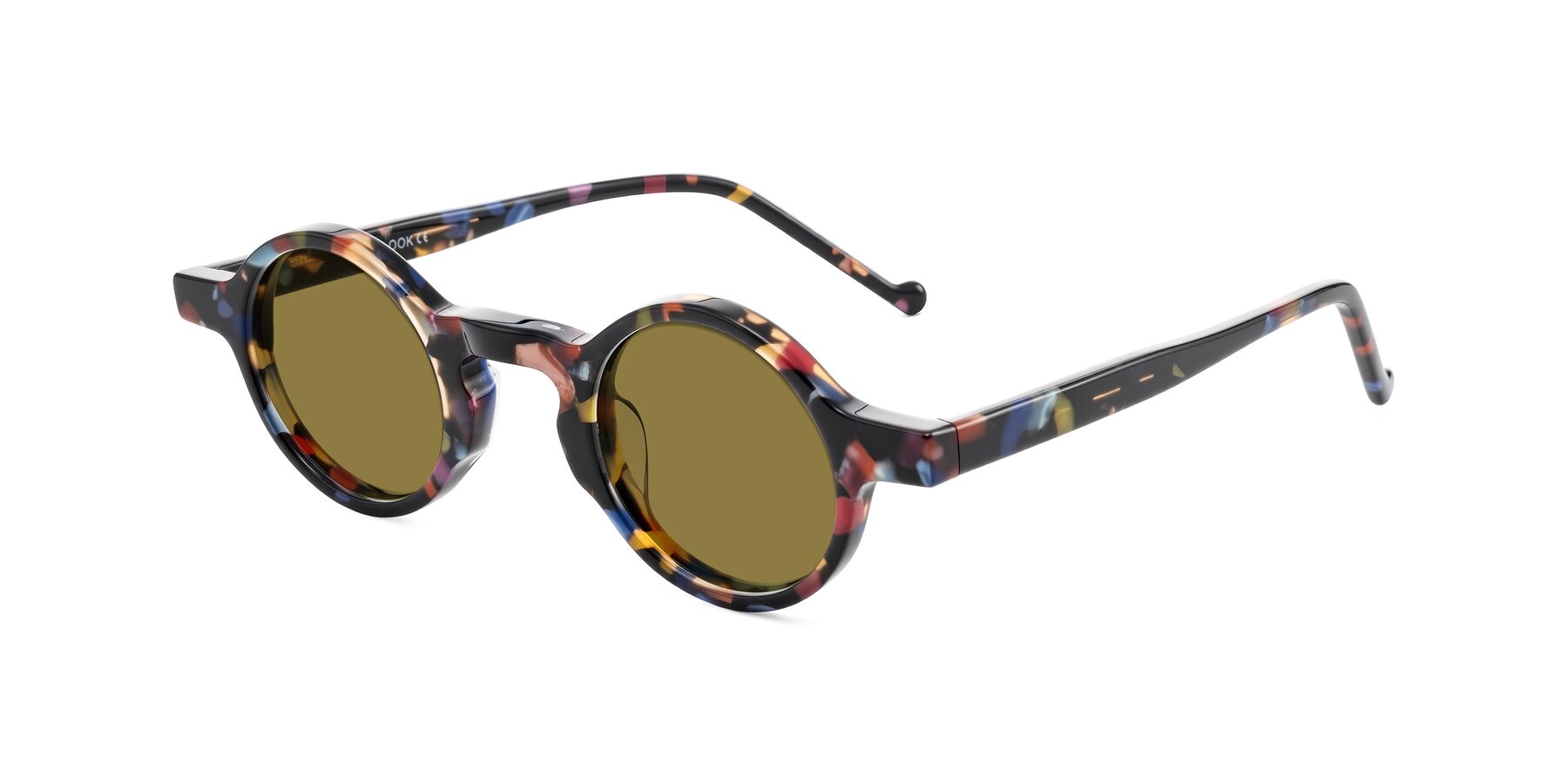 Angle of Enno in Midnight Carnival with Brown Polarized Lenses