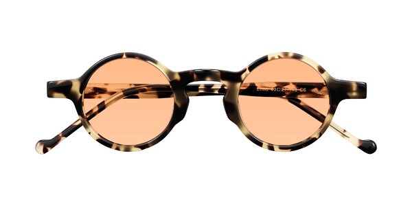 Front of Enno in Ivory Tortoise