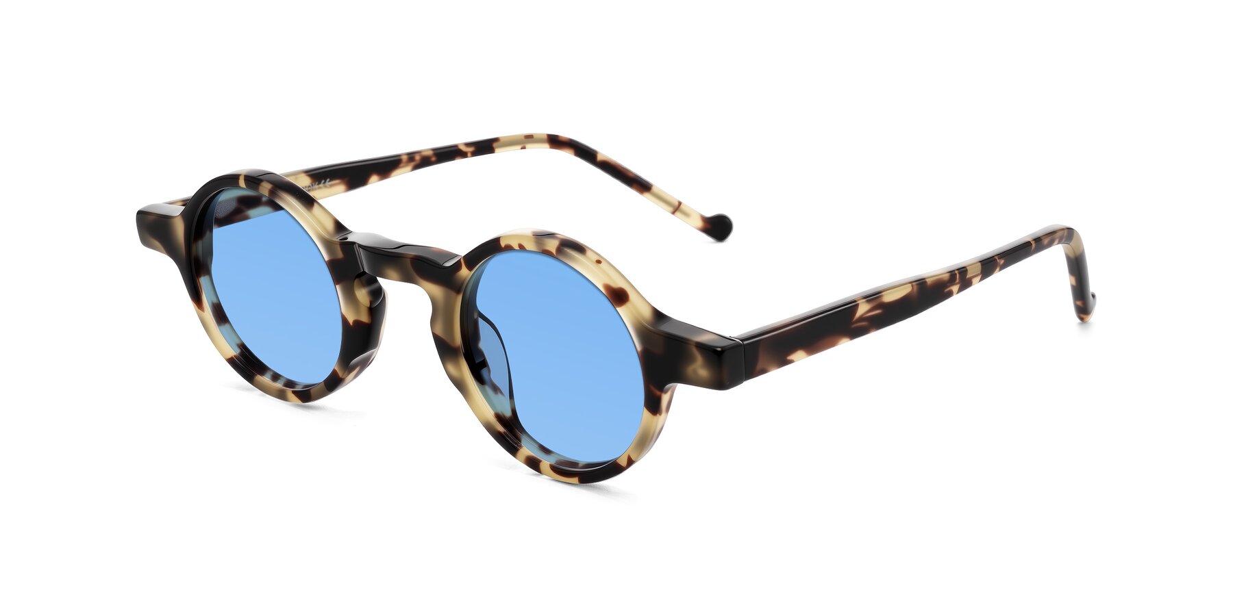 Angle of Enno in Ivory Tortoise with Medium Blue Tinted Lenses