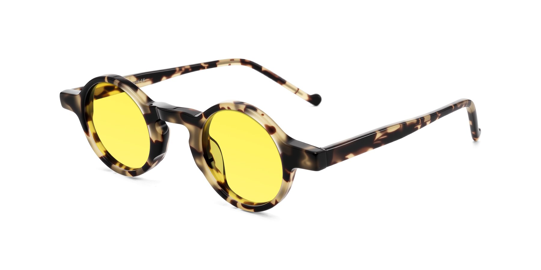 Angle of Enno in Ivory Tortoise with Medium Yellow Tinted Lenses