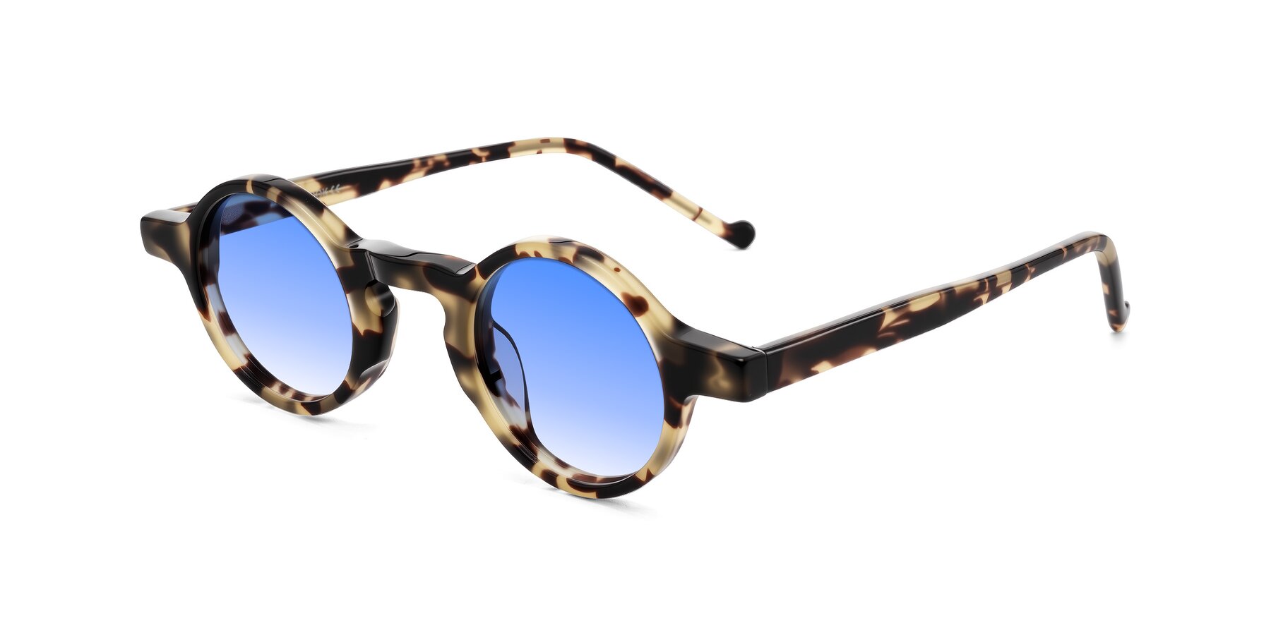Angle of Enno in Ivory Tortoise with Blue Gradient Lenses